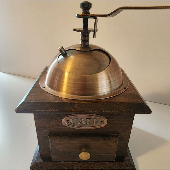 Vintage Handcrafted Wooden
Coffee Grinder - Picture 6 of 6